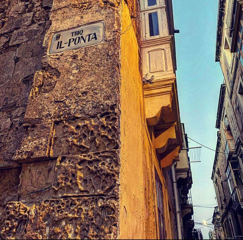 Malta Suites Senglea Eksteriør billede