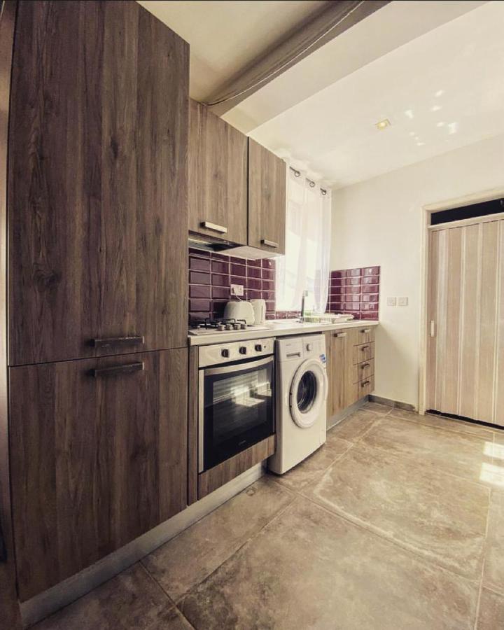 Malta Suites Senglea Eksteriør billede